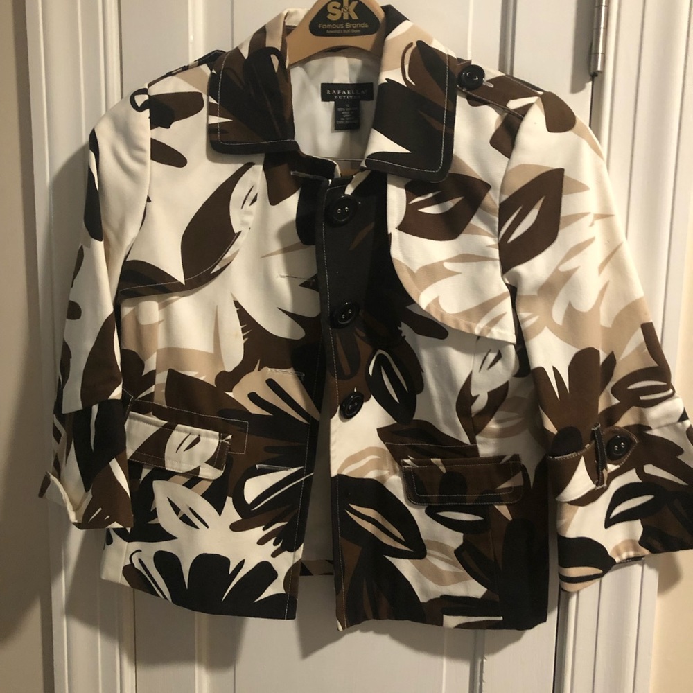 Short Cute Jacket, Small, 3/4 Sleeves